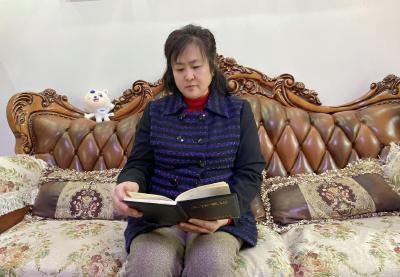先进典型——徐凤清