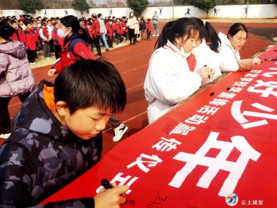 甘棠学校：让雷锋精神在校园里闪光