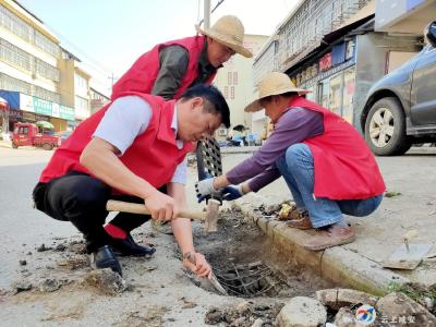 向阳湖镇：消除“乡村陷阱”，保障群众出行