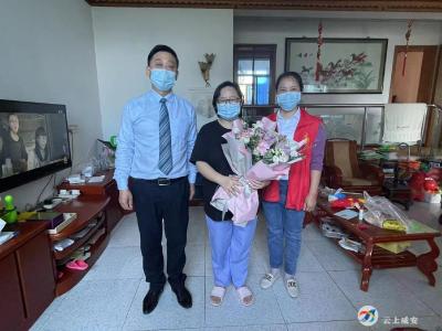 巾帼之花  保驾“沪”航