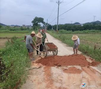 大幕乡金鸡山村：干群连心齐上阵