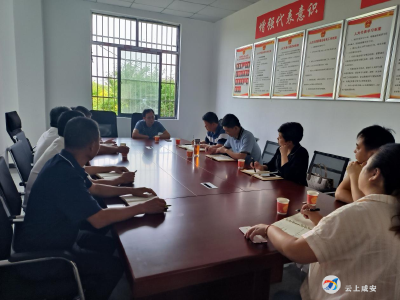 区领导走访慰问困难群众 