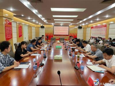 武汉大学中南医院与咸宁市第一人民医院举行胸外科专科联盟授牌签约仪式