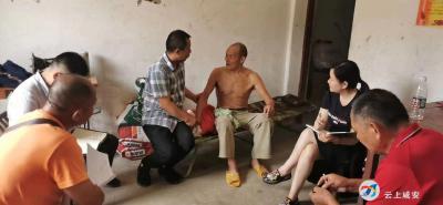双溪桥镇退役军人服务站：入户察民情，慰问暖民心
