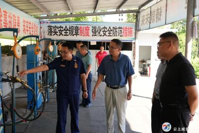 区领导带队开展建筑、燃气领域安全生产检查
