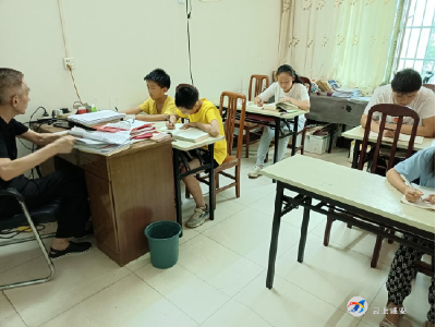 西河社区：“关心下一代”暑期公益辅导班开班 解决家长“假期烦恼”
