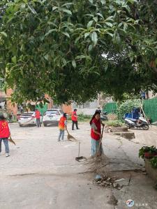 “美好生活共同缔造”  区委编办开展“万人洗城”活动