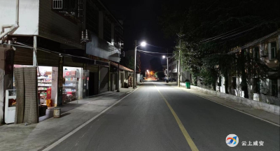 汀泗桥社区：路灯点亮暖心路