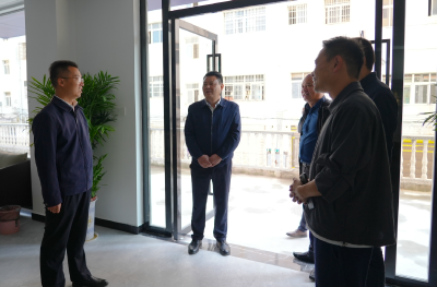 全市综治中心示范点规范化建设现场拉练组到咸安区开展检查验收工作