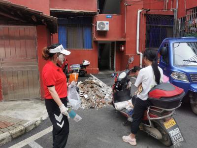 同心路社区：装修垃圾扰民 网格上门排忧