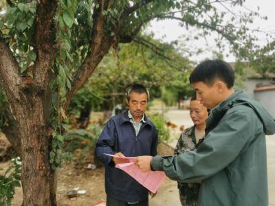 高桥镇：医保政策进农户  宣传服务见实效 