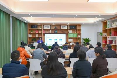 咸安区委组织部：青年读书会，为年轻干部赋能蓄力