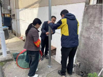 岔路口社区：广角镜化解隐患角，“大党委”破解“微难题”