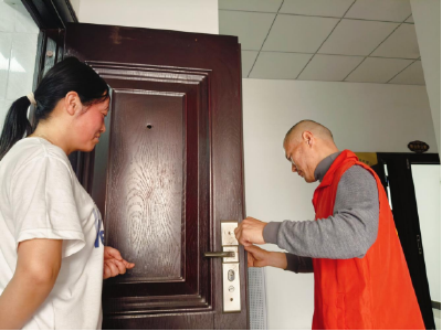 有困难找冯师傅”  桂乡管家冯军的十年坚守