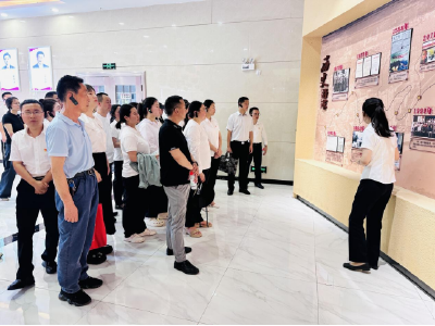 温泉街道十六潭社区：强化廉洁教育 筑牢思想防线