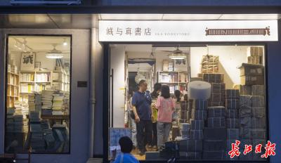城市密码∣昙华林：一部“活的”近代史书