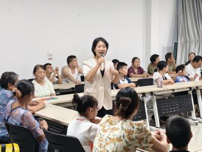 区妇联“从心赋能·心理援助下基层进家庭”公益行动走进永安街道双龙社区