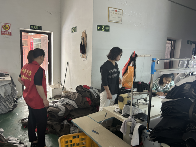 宝塔社区:节前安全“大扫除” 织密居民平安防护网