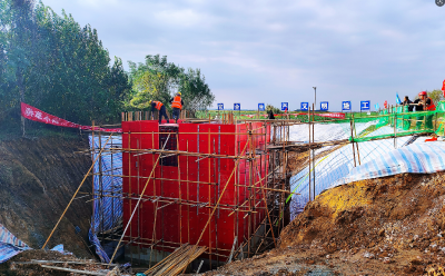 咸安：泵站“轰鸣”引活水　良田“解渴”富民生