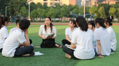 蔡婷：二十载坚守，以爱与智慧点亮教育星河