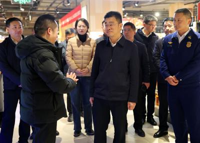 区领导开展元旦节前安全生产检查时强调 压紧压实安全生产各方责任 落实落细各项安全措施 确保人民群众度过一个欢乐平安祥和的节日