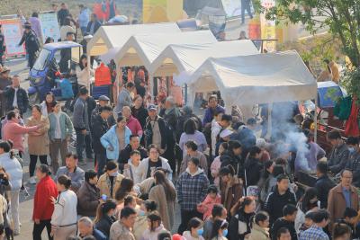 大幕乡石桥村：寻乡味，看大戏，邂逅浓浓烟火气！