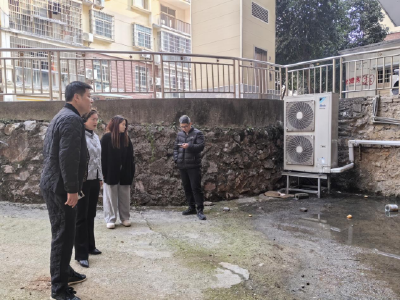 温泉街道学府社区：紧急处置积水难题 高效联动护民生  