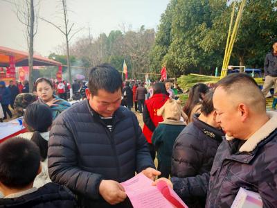 咸安区农业农村局：金融“活水”润农心