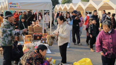 咸宁咸安：乡村邻里节，文明新风吹