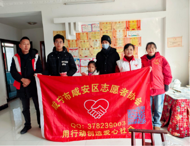 东门社区：走访慰问送关怀 同心助学护成长