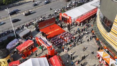 


供销集市年味浓　咸安特色农产品圈粉无数