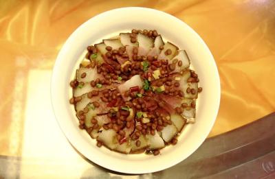 向阳湖镇腊味合蒸：一笼蒸出楚天年味儿  