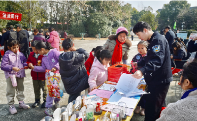 咸安区：祥马贺岁 食全食美 高桥镇年货节升腾乡村烟火气