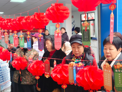 凤凰社区：邻里团圆庆元宵，文明新风伴我行