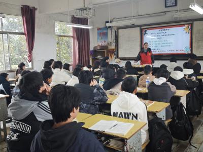 向阳湖镇：禁毒宣传进校园 护航青春助成长