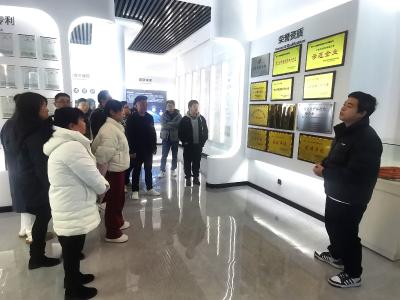 浮山街道：政企联动搭桥梁 进企精准促就业