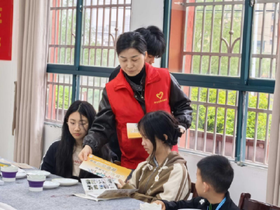 笔墨绘山水，禁毒护家园（通讯员殷桂芳 黄琴）