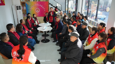 树立和践行正确政绩观 | 小事聚温情 治理暖万家 咸安区1.5万名“桂乡管家”贴心服务群众