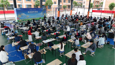 现场画、现场写、现场“扭”，咸安这群伢有“艺”思