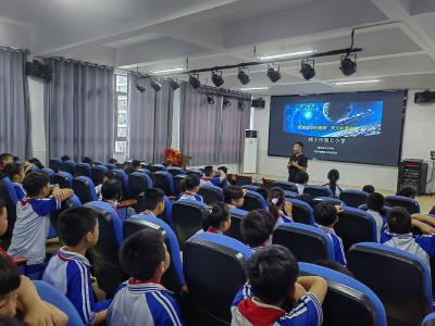 咸宁市第七小学：从课本走向星空，科学教育点亮孩子探索之梦