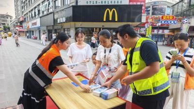 把安全“种”进烟火里 咸安望月街特色安全咨询活动暖民心