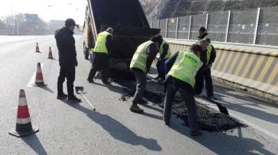 曾都区公路局确保冬季公路运行安全