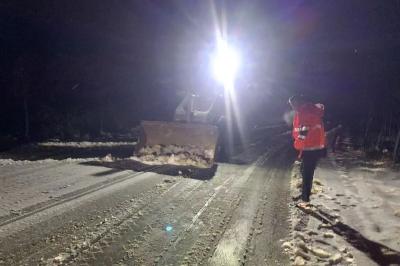 曾都全力做好低温雨雪冰冻天气防范应对