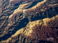 摄影师航拍黄土高坡 展独特美景