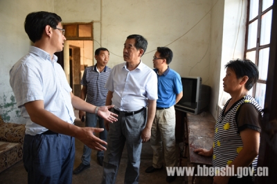 省政府工作组赴恩施市督查抗灾救灾