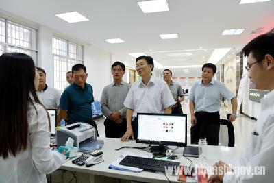 省督查组到恩施市督查第三次农业普查工作