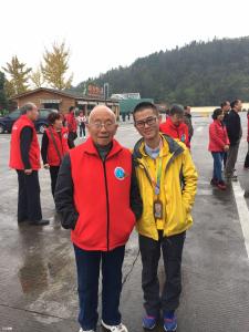 老年“硒友”致信为导游李天涯点赞