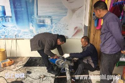 太阳河：水利站全面检查用水设施