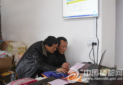 崔家坝：农技服务送上门助力春耕