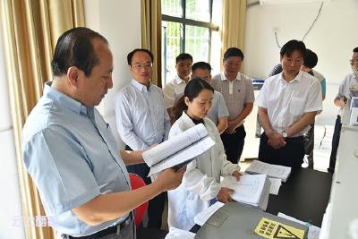 农业部兽医局赴恩施市调研